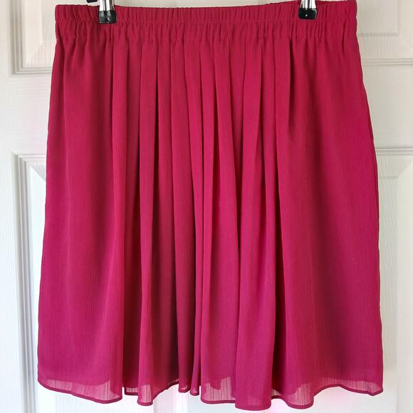 Loft Magenta Pink Pleated Skater Skirt S lined chiffon elastic pull on - Picture 2 of 12
